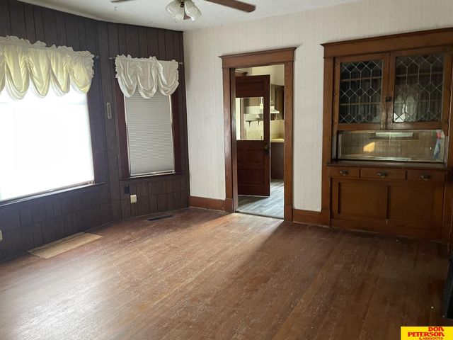 325 Crystal Street, Lyons, NE 68068