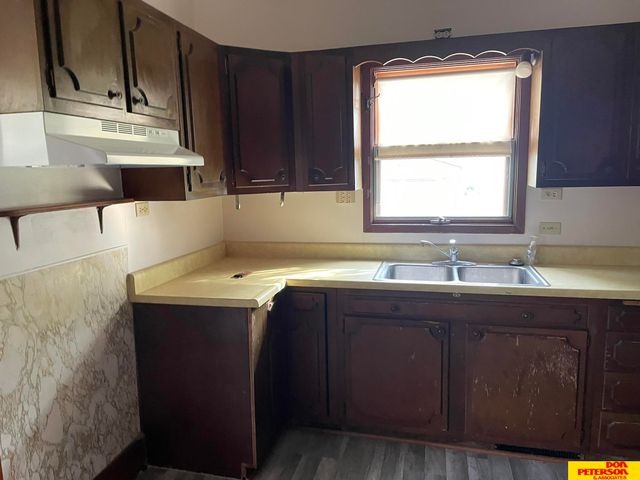 325 Crystal Street, Lyons, NE 68068