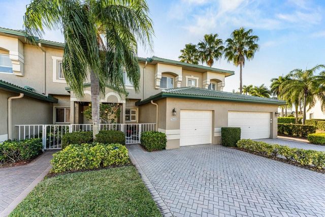 7832 E Exeter Boulevard 102, Tamarac, FL 33321