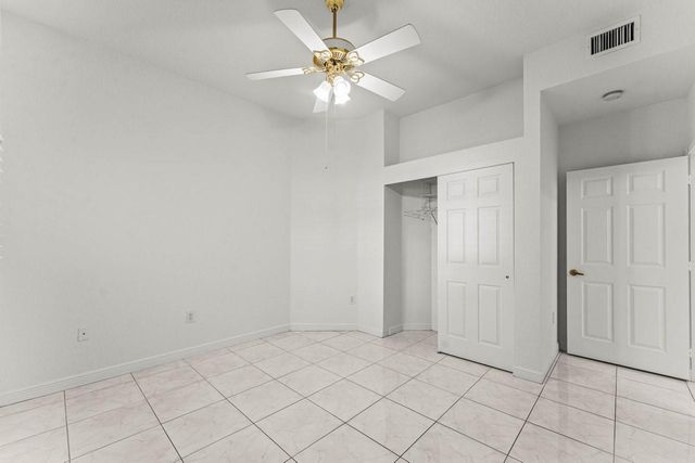 7832 E Exeter Boulevard 102, Tamarac, FL 33321