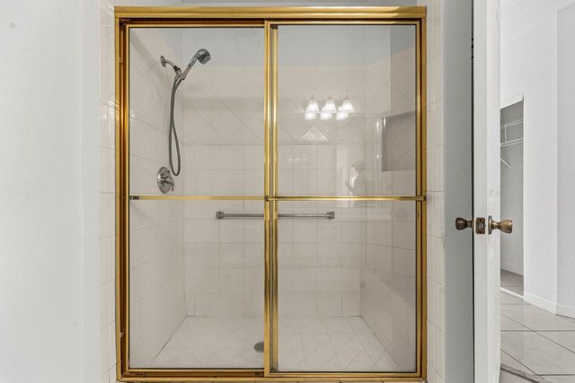 7832 E Exeter Boulevard 102, Tamarac, FL 33321