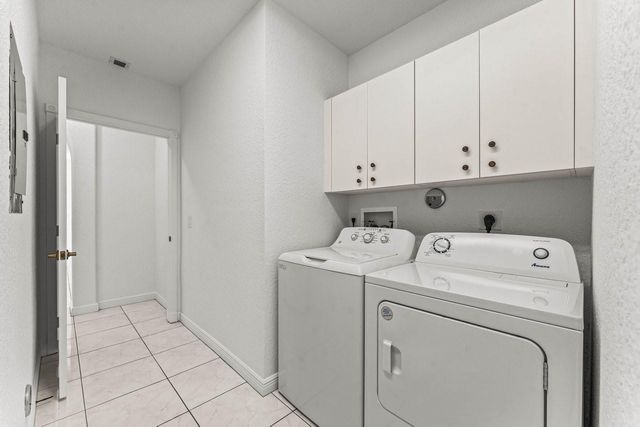 7832 E Exeter Boulevard 102, Tamarac, FL 33321