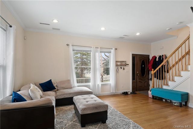 46 Morgan Street 2, Eastchester, NY 10709