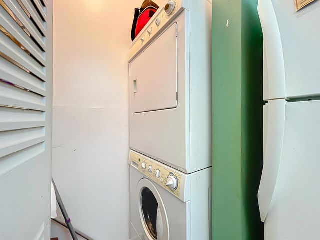 6080 NW 44th Street 408, Lauderhill, FL 33319