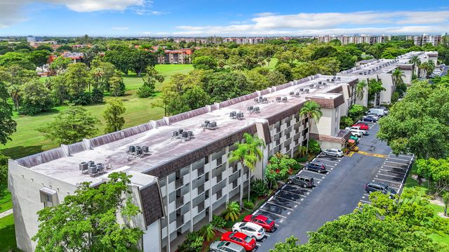 6080 NW 44th Street 408, Lauderhill, FL 33319