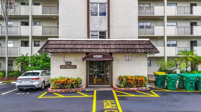 6080 NW 44th Street 408, Lauderhill, FL 33319