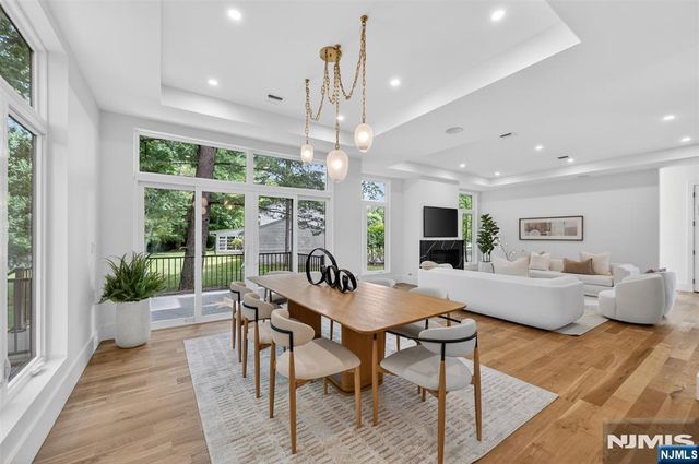 26 Collins Avenue, Closter, NJ 07624