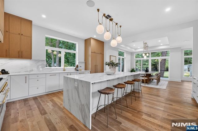 26 Collins Avenue, Closter, NJ 07624