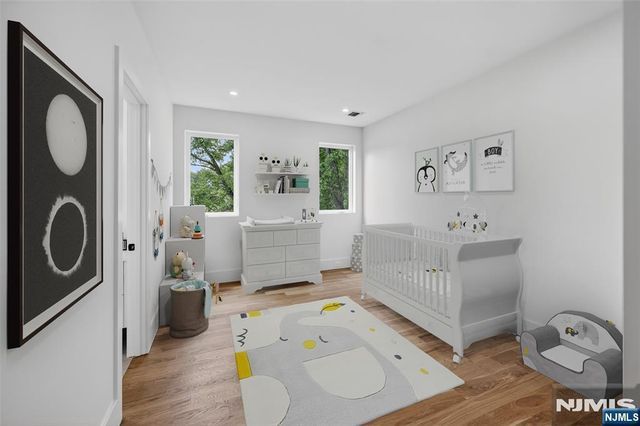26 Collins Avenue, Closter, NJ 07624