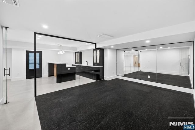 26 Collins Avenue, Closter, NJ 07624