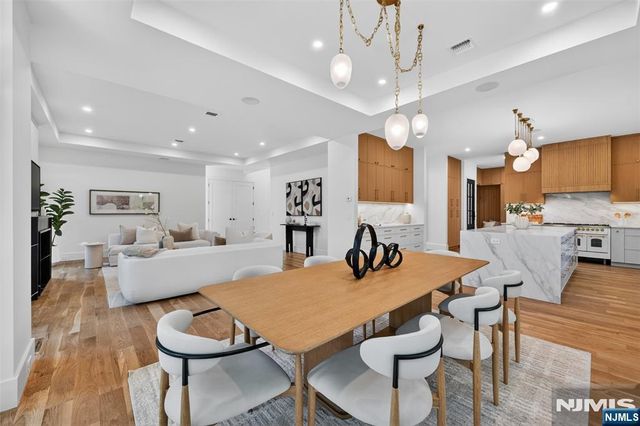 26 Collins Avenue, Closter, NJ 07624