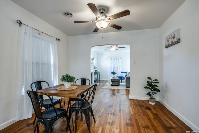 838 Hammond, San Antonio, TX 78210