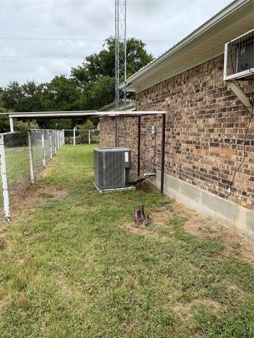 7342 Fm 1810, Chico, TX 76431