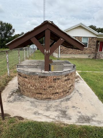 7342 Fm 1810, Chico, TX 76431