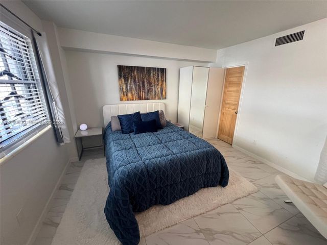 1390 Ocean Drive 101, Miami Beach, FL 33139