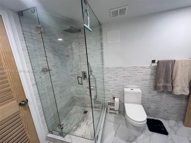 1390 Ocean Drive 101, Miami Beach, FL 33139
