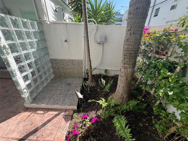 1390 Ocean Drive 101, Miami Beach, FL 33139