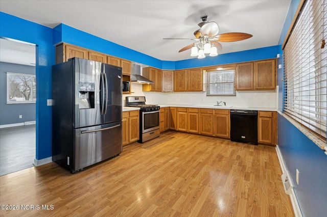 1004 Birch Avenue, Maumee, OH 43537