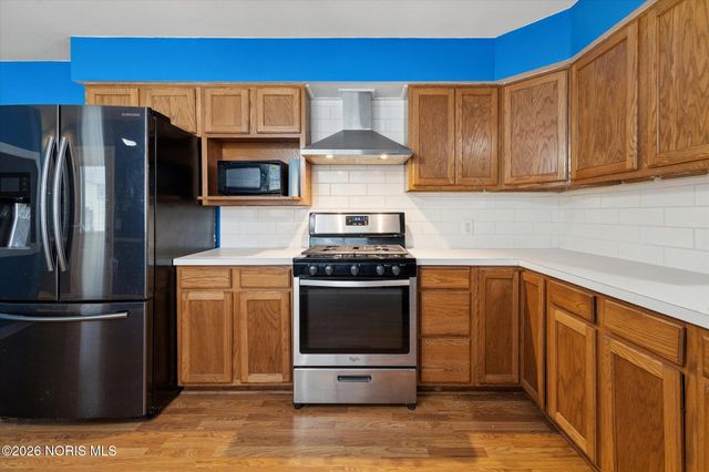 1004 Birch Avenue, Maumee, OH 43537