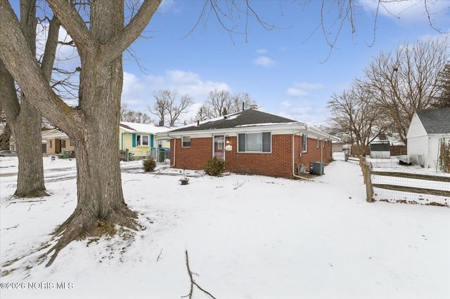 1004 Birch Avenue, Maumee, OH 43537