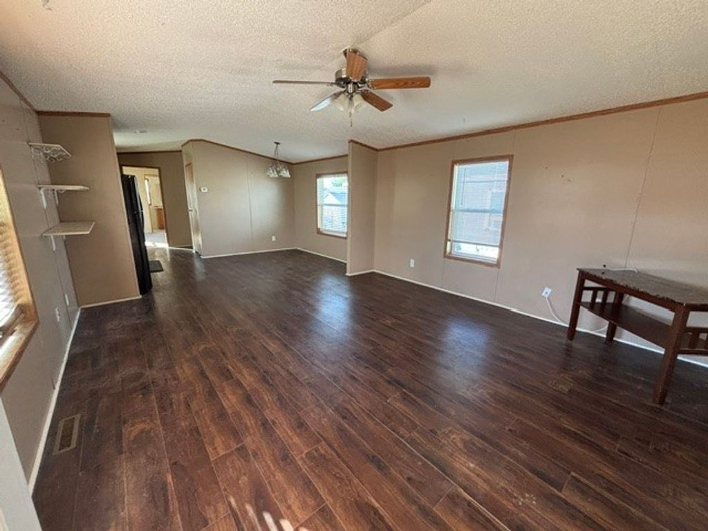 804 Date, Laurel, MT 59044 photo 3