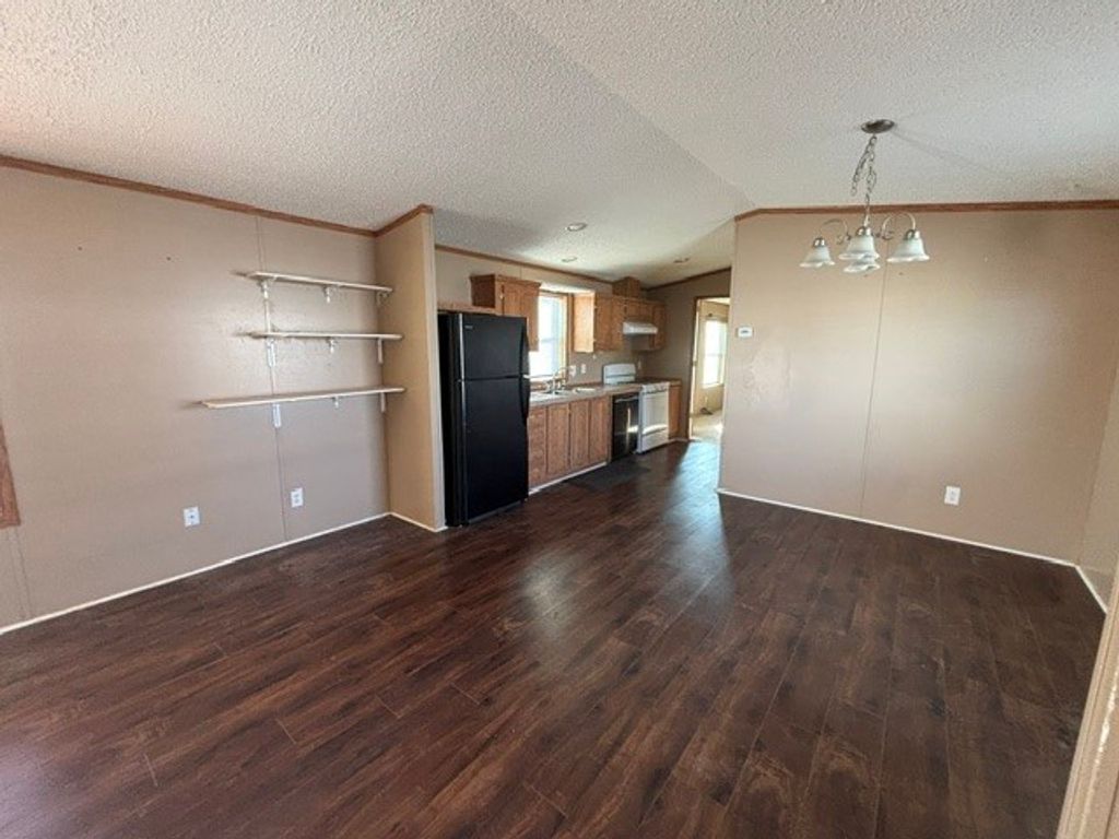 804 Date, Laurel, MT 59044 photo 4