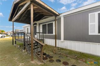 11213 Ridgewood Drive, Salado, TX 76571