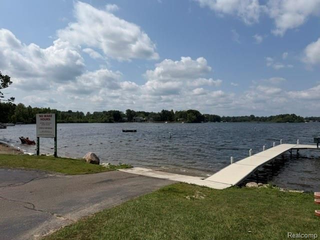 2557 Orbit Drive, Lake Orion, MI 48360