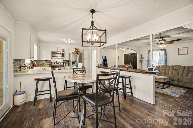 1087 Greenbriar Drive, Lancaster, SC 29720