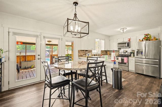 1087 Greenbriar Drive, Lancaster, SC 29720