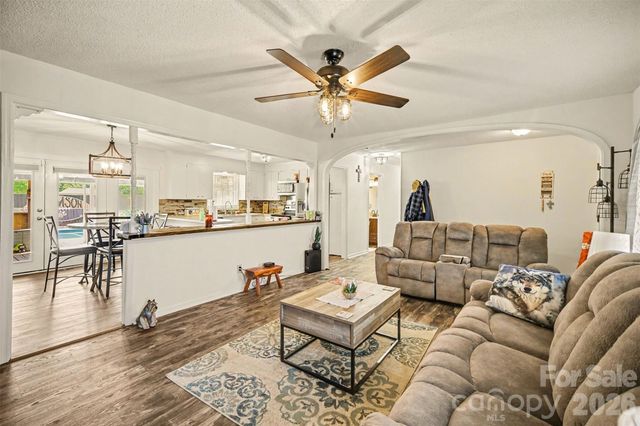 1087 Greenbriar Drive, Lancaster, SC 29720