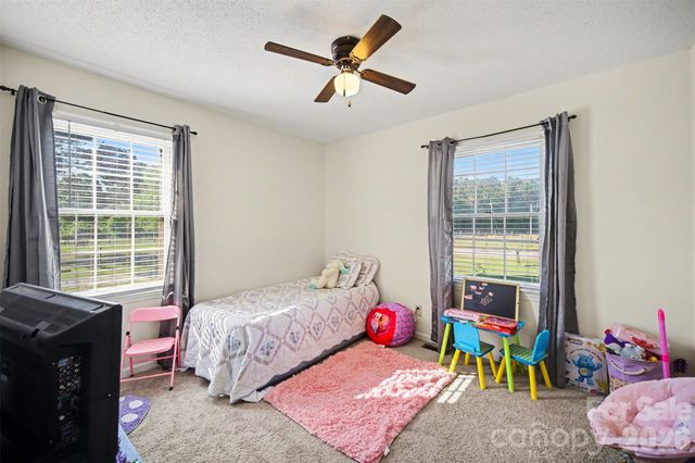 1087 Greenbriar Drive, Lancaster, SC 29720