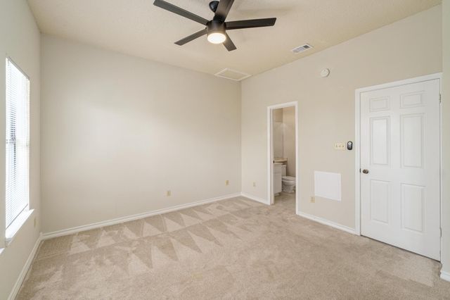 1404 Norwalk LN 206, Austin, TX 78703