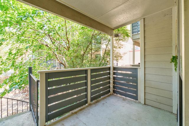 1404 Norwalk LN 206, Austin, TX 78703
