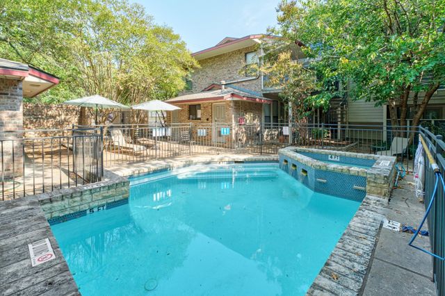 1404 Norwalk LN 206, Austin, TX 78703