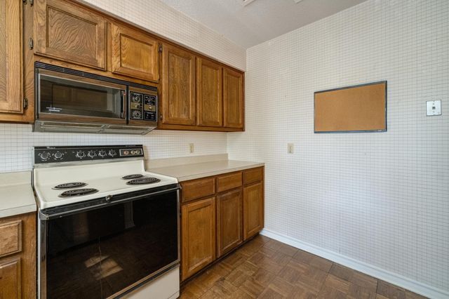 1404 Norwalk LN 206, Austin, TX 78703