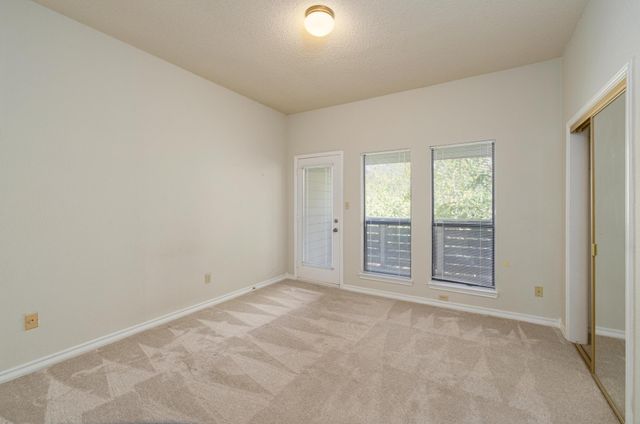 1404 Norwalk LN 206, Austin, TX 78703