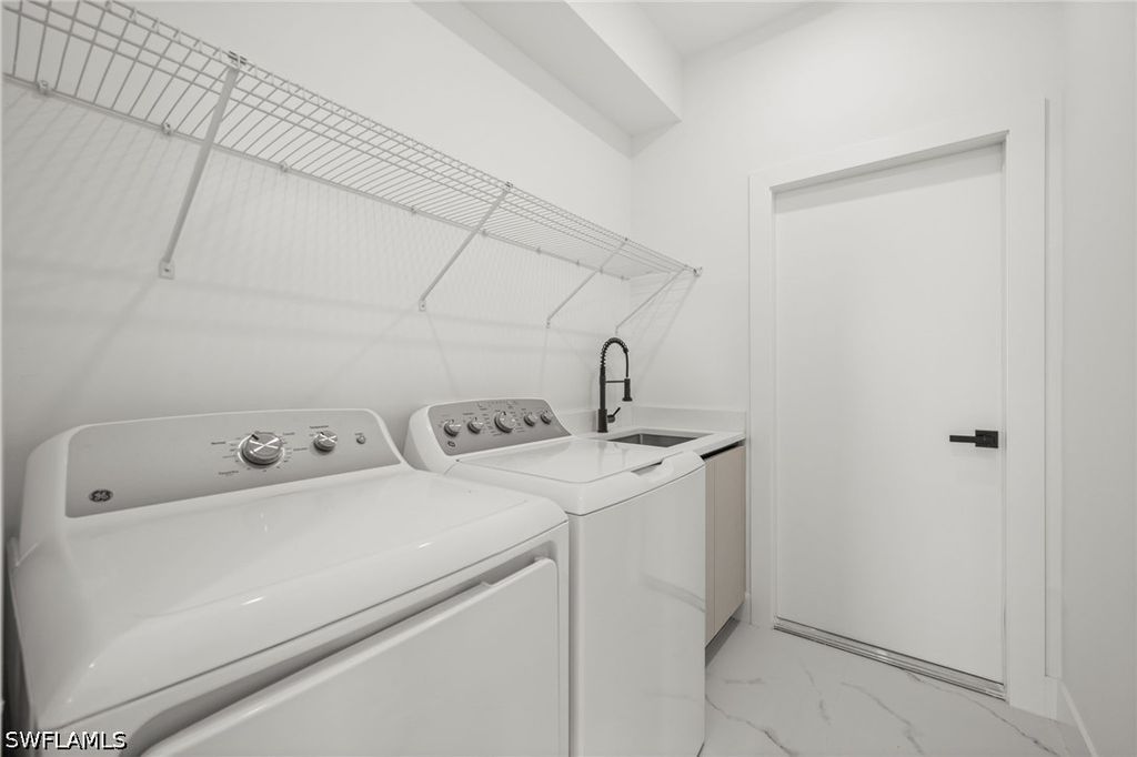 Image 30 of property listing at 409 NW 25TH PL, Cape Coral, FL 33993