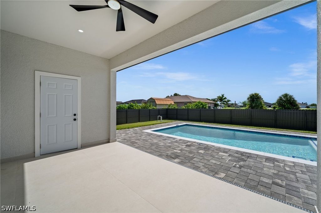 Image 34 of property listing at 409 NW 25TH PL, Cape Coral, FL 33993