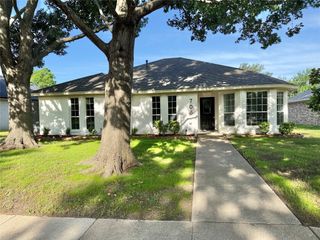 706 Stoneybrook Drive, Wylie, TX 75098
