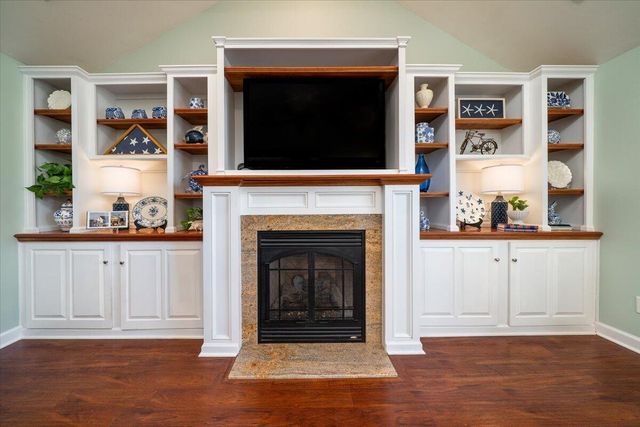 1527 Barquentine Drive, Mount Pleasant, SC 29464