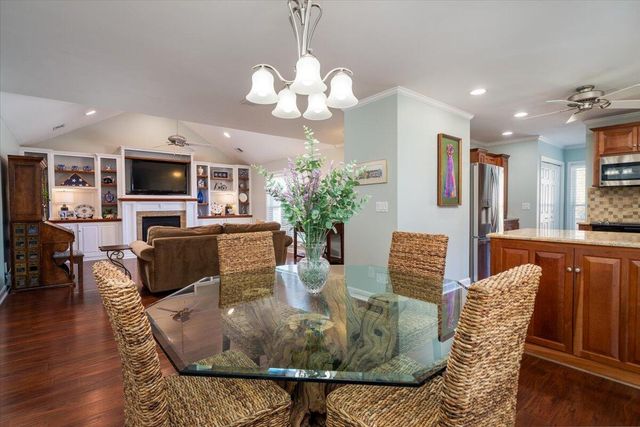 1527 Barquentine Drive, Mount Pleasant, SC 29464