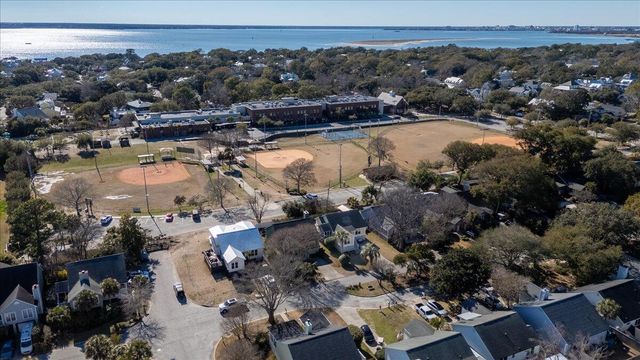 1527 Barquentine Drive, Mount Pleasant, SC 29464