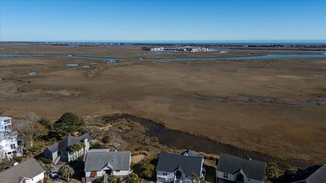 1527 Barquentine Drive, Mount Pleasant, SC 29464