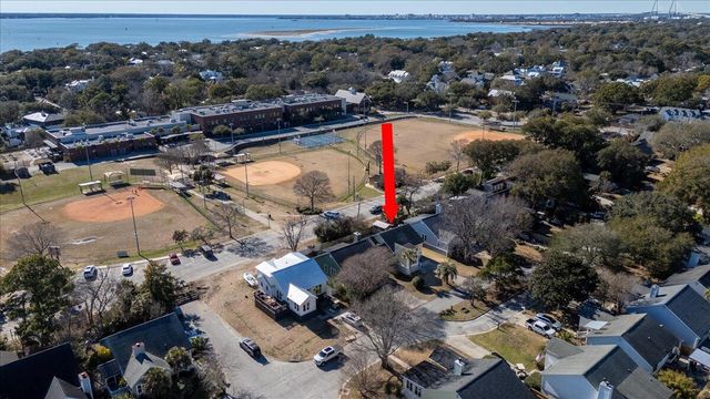 1527 Barquentine Drive, Mount Pleasant, SC 29464