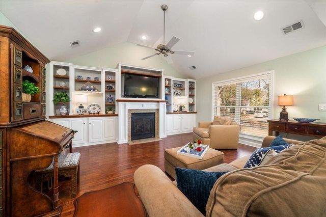 1527 Barquentine Drive, Mount Pleasant, SC 29464