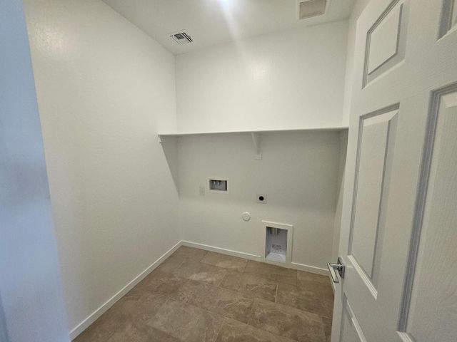 548 W Fremont Pass, Apache Junction, AZ 85120