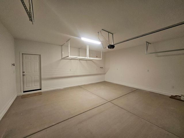 548 W Fremont Pass, Apache Junction, AZ 85120