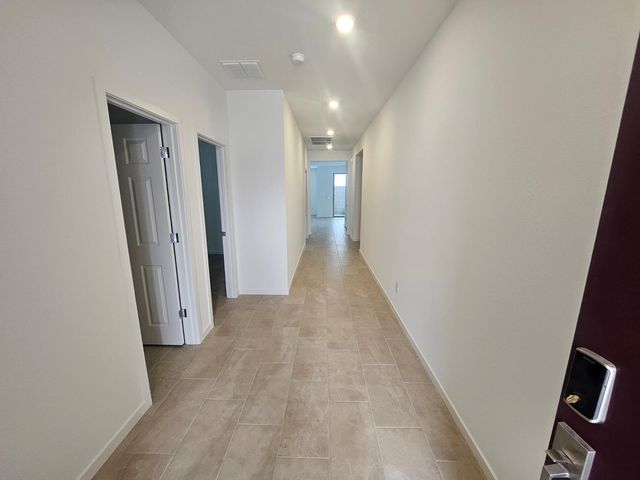548 W Fremont Pass, Apache Junction, AZ 85120