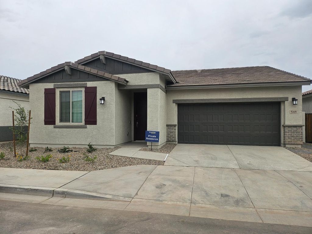 548 W Fremont Pass, Apache Junction, AZ 85120